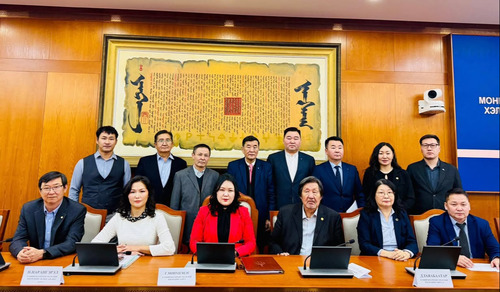 БҮХ НИЙТЭЭР ДАГАЖ МӨРДӨХ МОНГОЛ БИЧГИЙН ЗӨВ БИЧИХ ДҮРМИЙГ БАТАЛЛАА